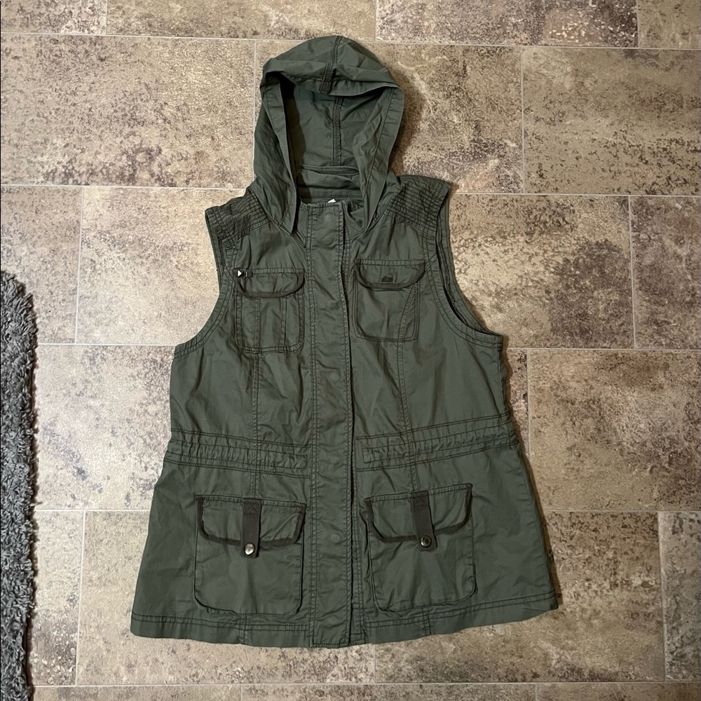 vest